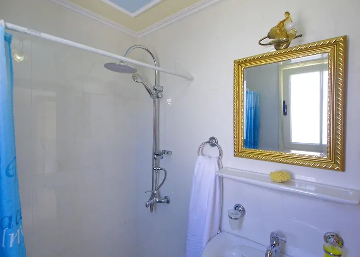 Mandola Villa Tzamarelata