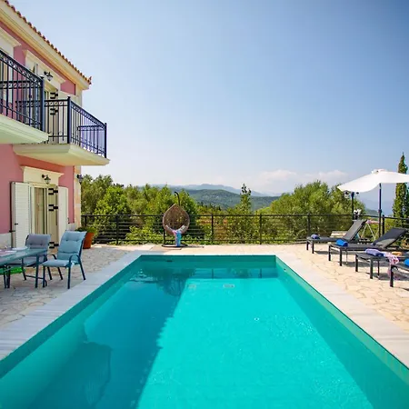 Mandola וילה Tzamarelata