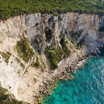 Villa Mandola Tzamarelata