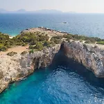 Mandola Villa Tzamarelata