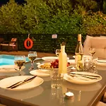 Villa Mandola