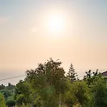 Mandola Villa Tzamarelata