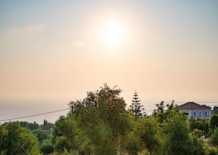 Mandola Villa Tzamarelata